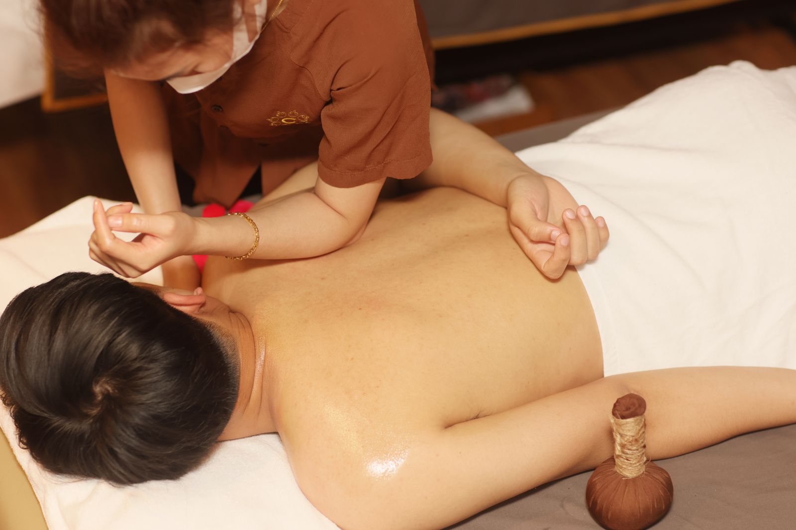 deep tissue massage
