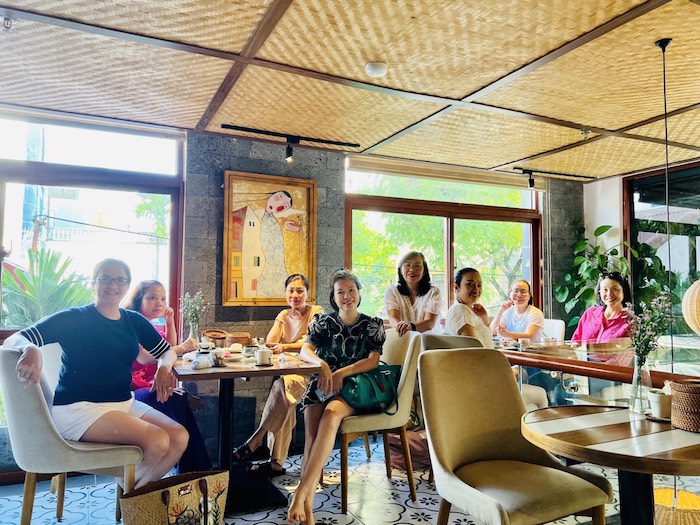 khách  hàng nhà Charm spa Grand Thái Phiên