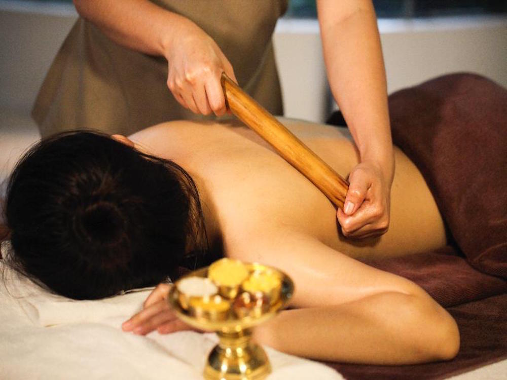 massage bằng ống tre
