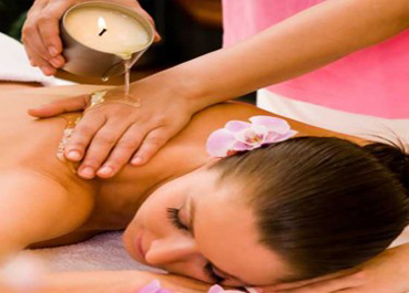 tác dụng massage body nến ấm