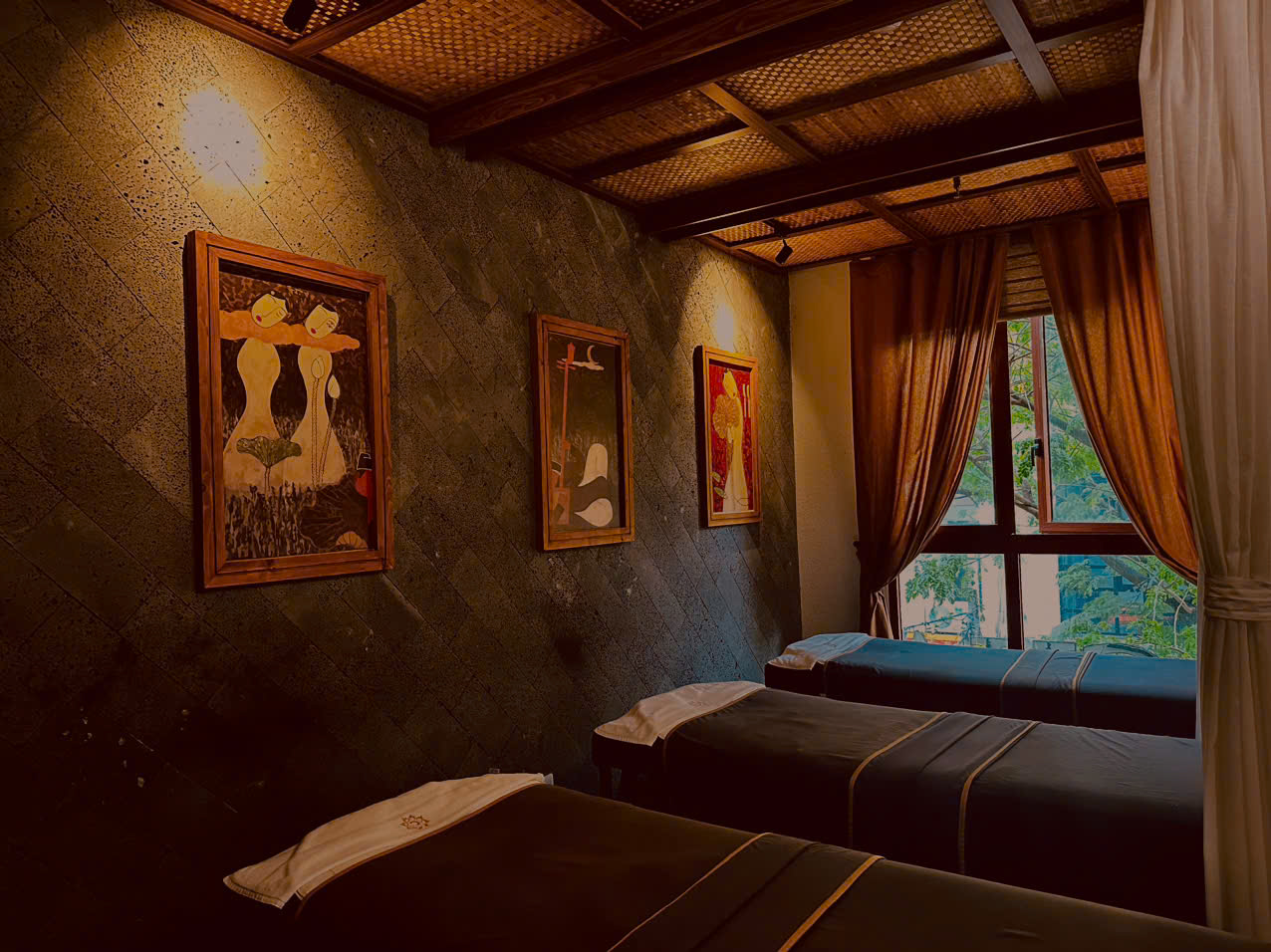 Phòng massage của charm spa grand