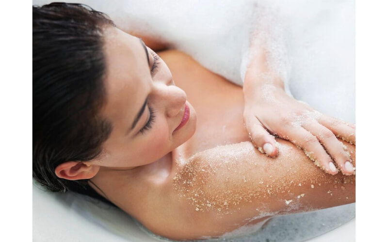 công dụng của tẩy tế bào chết bằng bột tre